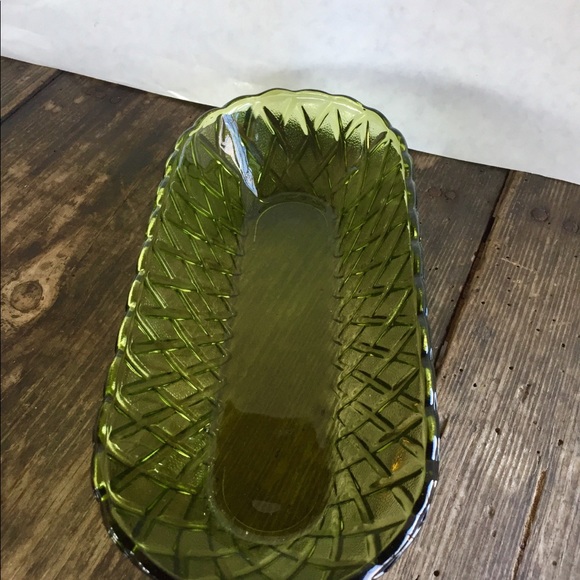 MidCentury Indiana Glass Avocado Green Celery Dish - Picture 3 of 13
